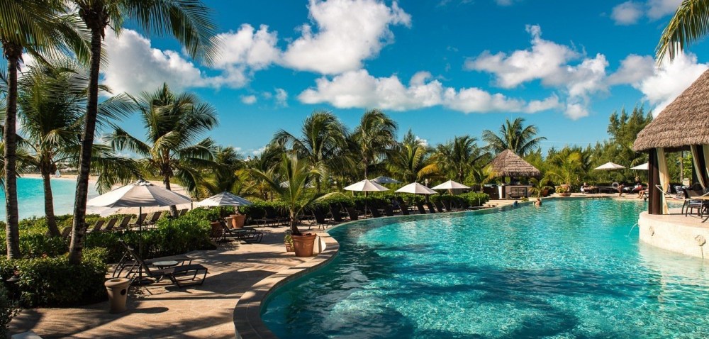grand isle resort pool